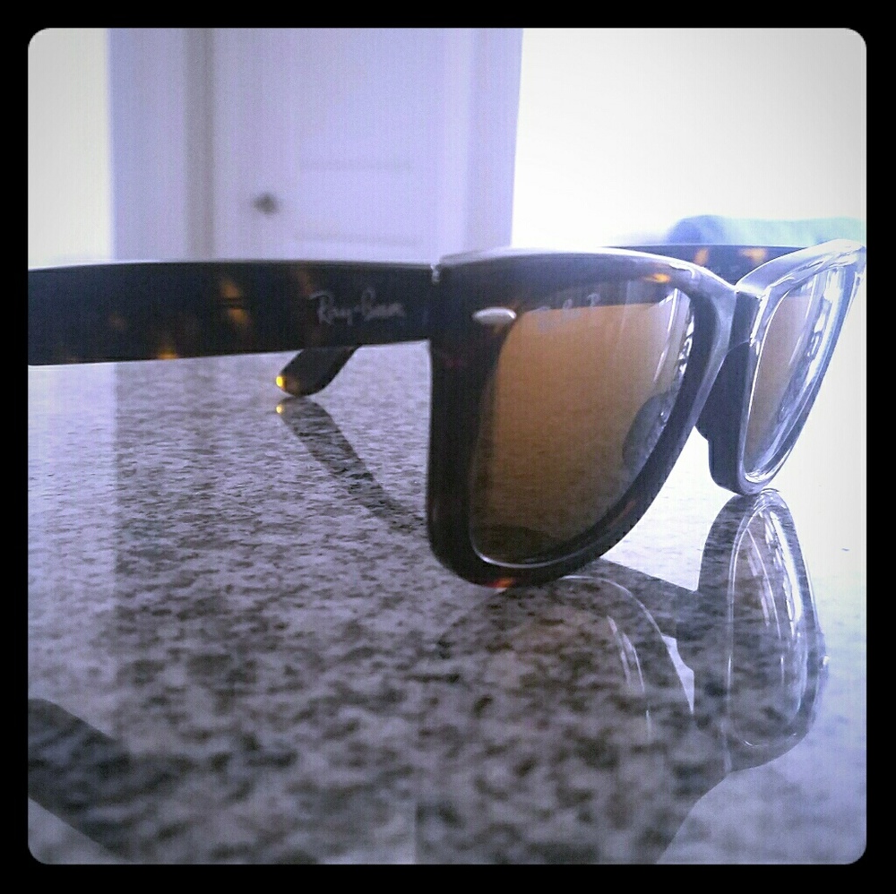 Polarized rayban wayfarer sunglasses