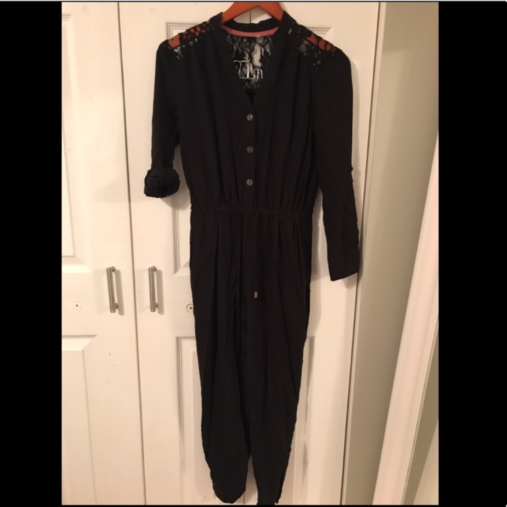 Black jumper with lace back