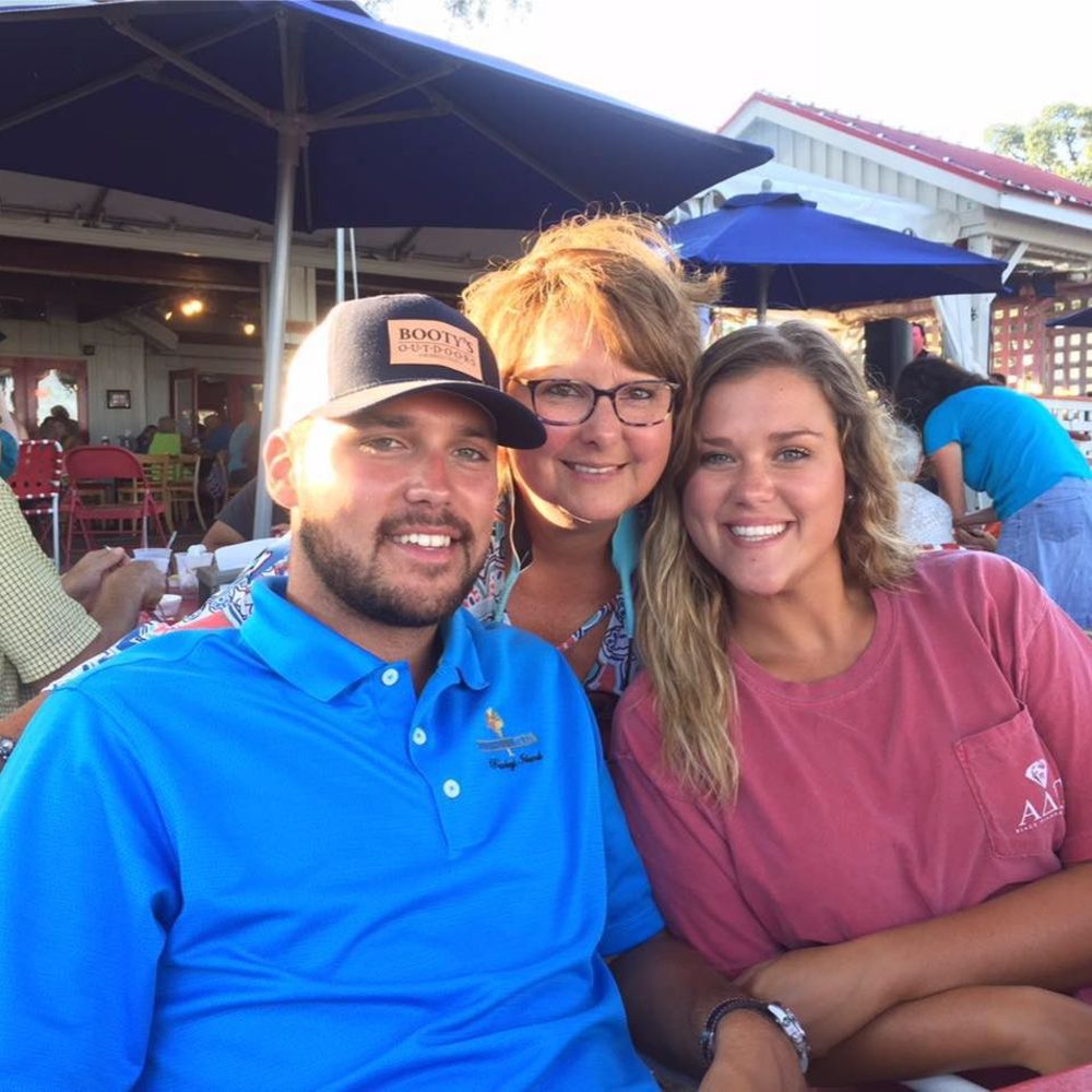 Meet your Posher, Nita