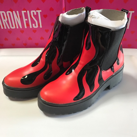 New Iron Fist Fire Sign Heavy Sole Boots Sz 5-9 - Picture 2 of 4