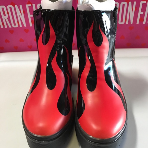 New Iron Fist Fire Sign Heavy Sole Boots Sz 5-9 - Picture 3 of 4
