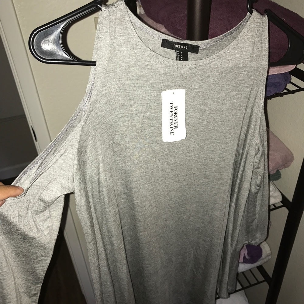 Grey open sleeve top