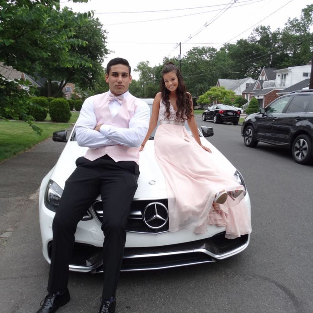 Meet your Posher, Ashley