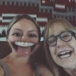 Meet your Posher, Azell