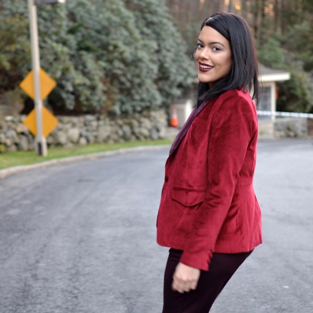 NWOT Red velvet H&M blzaer, size 14