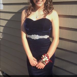 Sexy fitted velvet prom dress