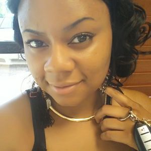 Meet your Posher, Kaila