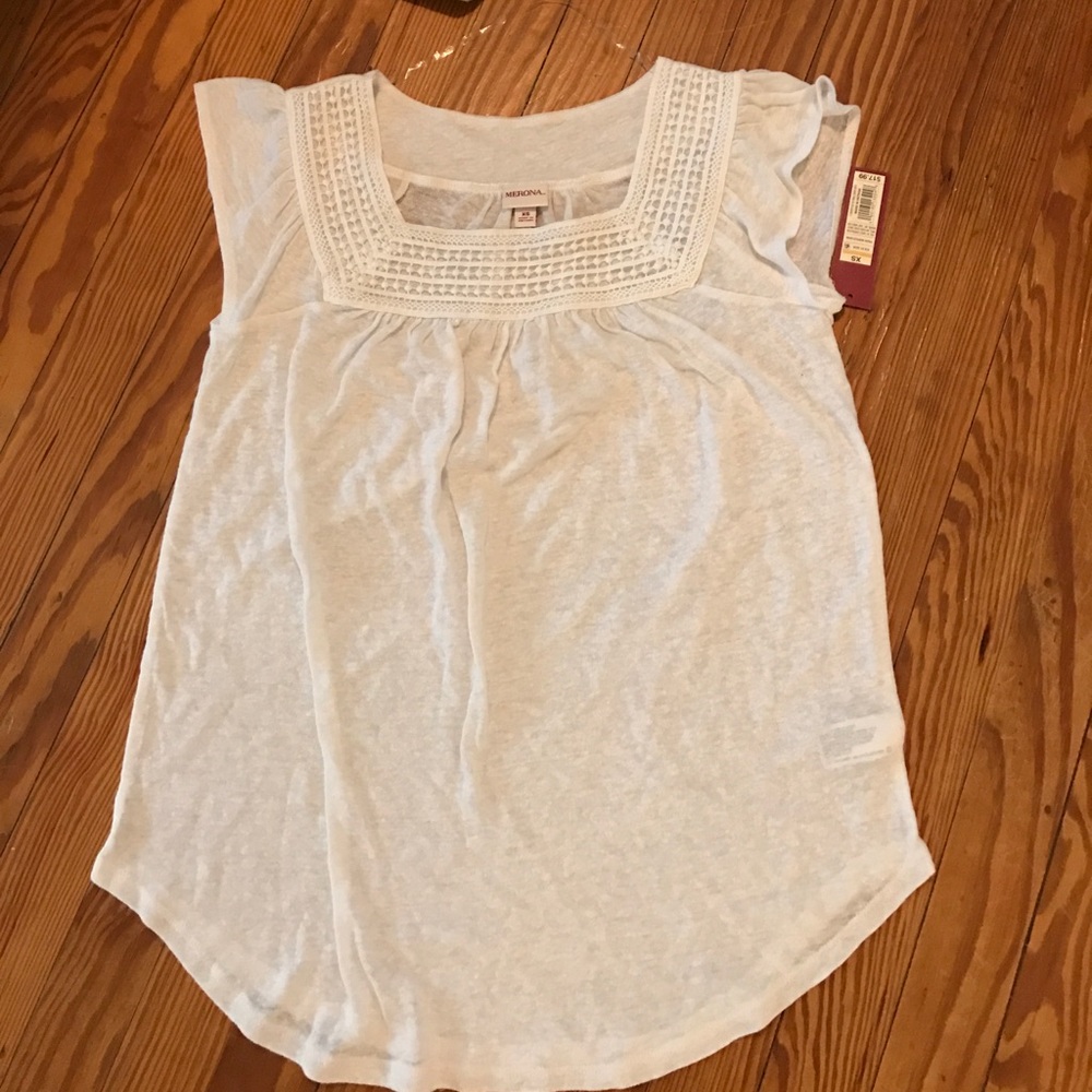 Short sleeve tee