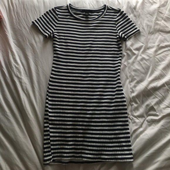 Striped Bodycon T-Shirt Dress - Picture 1 of 2