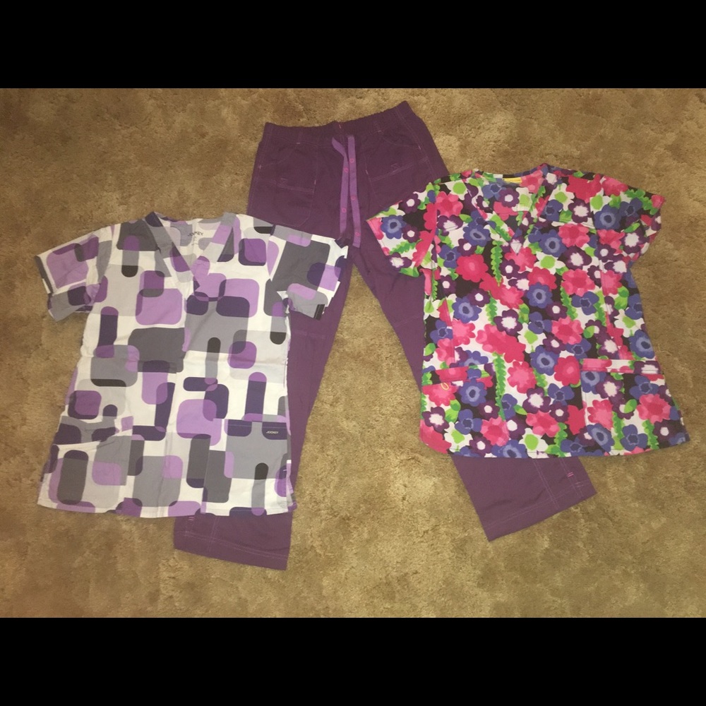 Women's Scrub Set Medium