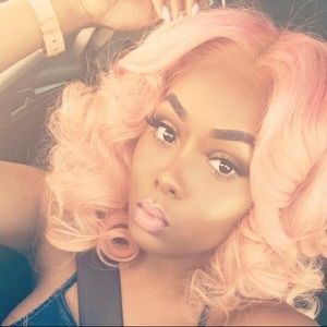 Meet your Posher, Rickesha