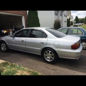 Meet your Posher, Theo