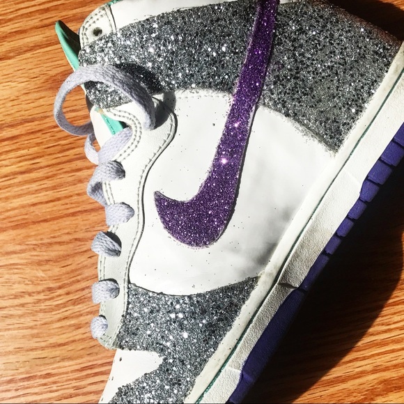 Nike Other - CUSTOM || ✨ MUST SEE ✨ BLING'D NIKE DUNKS