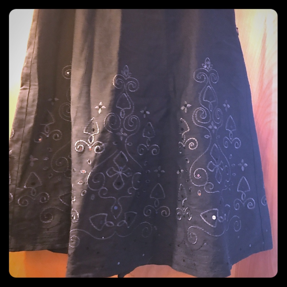 Gorgeous navy sequin mid length skirt