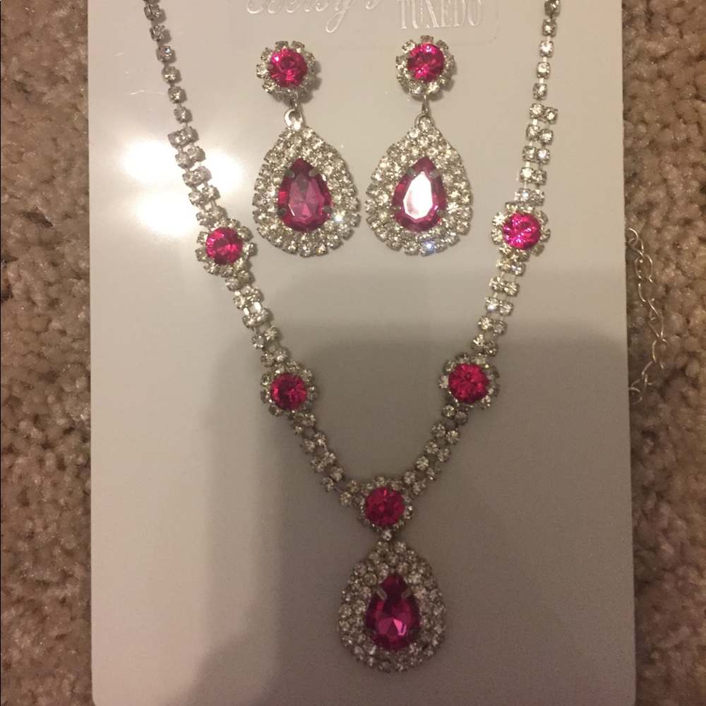 Earring/Necklace Combo