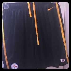 Men's Nike Pittsburgh Steelers XL Mesh shorts