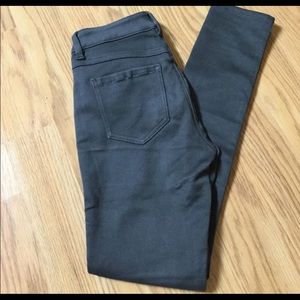 Cabi dark grey stretchy skinny jeans