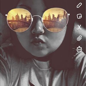 Meet your Posher, Kaitlin