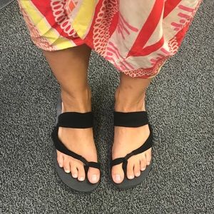 Sanuk sandals
