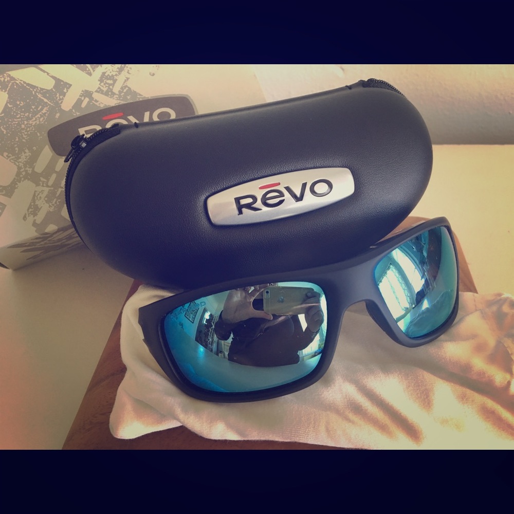 Revo - Guide Polarized Sunglasses