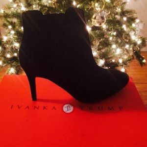 IVANKA TRUMP BLACK BOOTIES