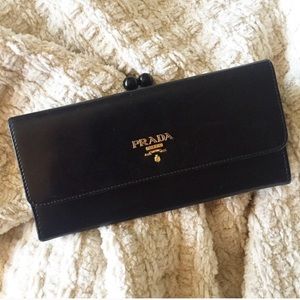 Prada wallet/ purse