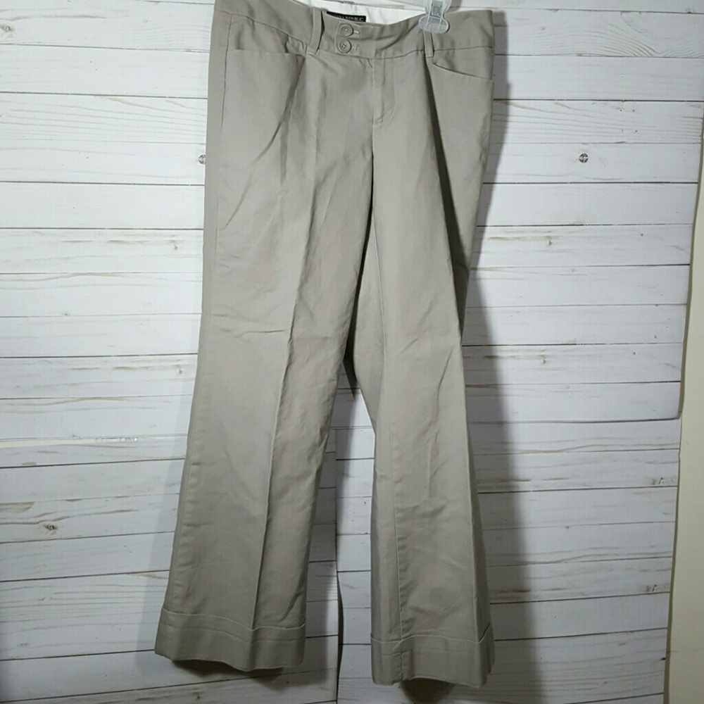 Banana Republic Jackson Fit Khakis size 6S
