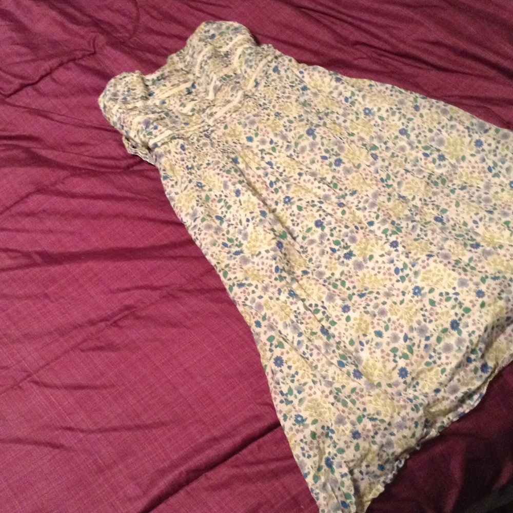 Strapless dress