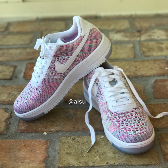 NWT Air Force Flyknit Low WMNS, size 8 - Picture 6 of 8