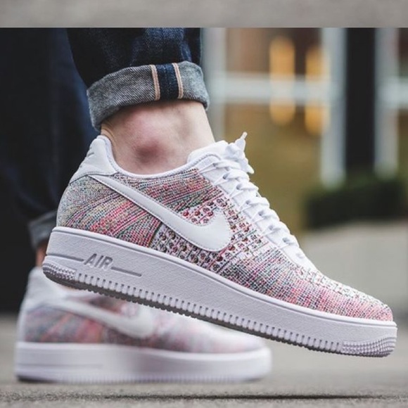 NWT Air Force Flyknit Low WMNS, size 8 - Picture 2 of 8