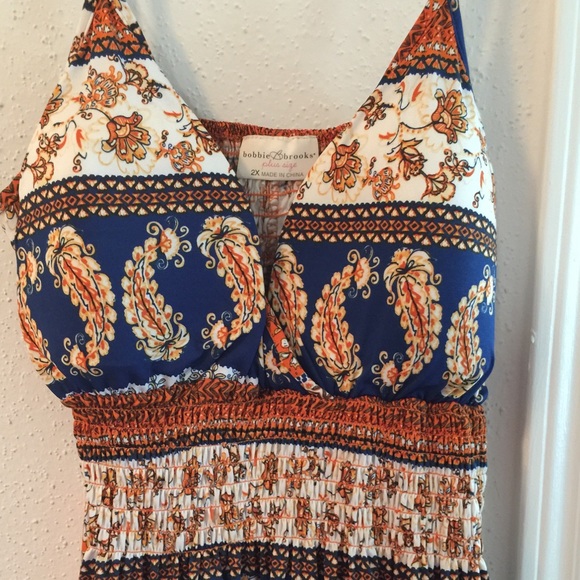 Beautiful Maxi Dress 👗 - Picture 2 of 2