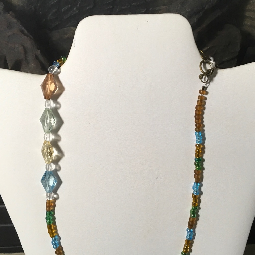 Hand made toggle necklace with crystals - Picture 3 of 3