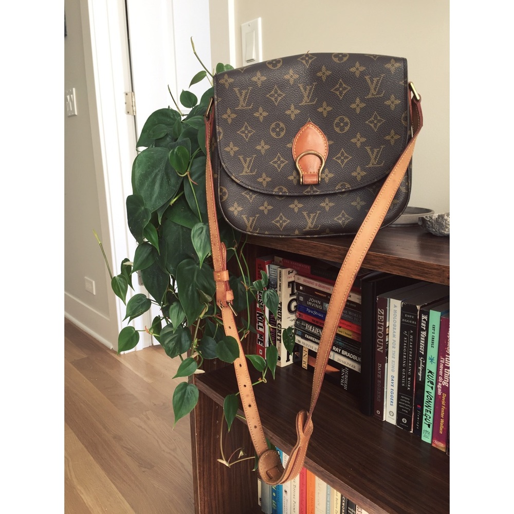🌹 Authentic Louis Vuitton Crossbody