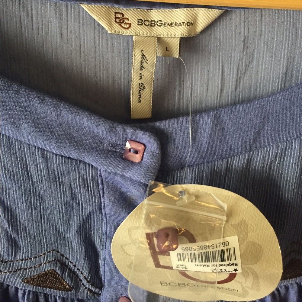 BCBG GENERATION LONG SLEEVE SHIRT L - Picture 4 of 7