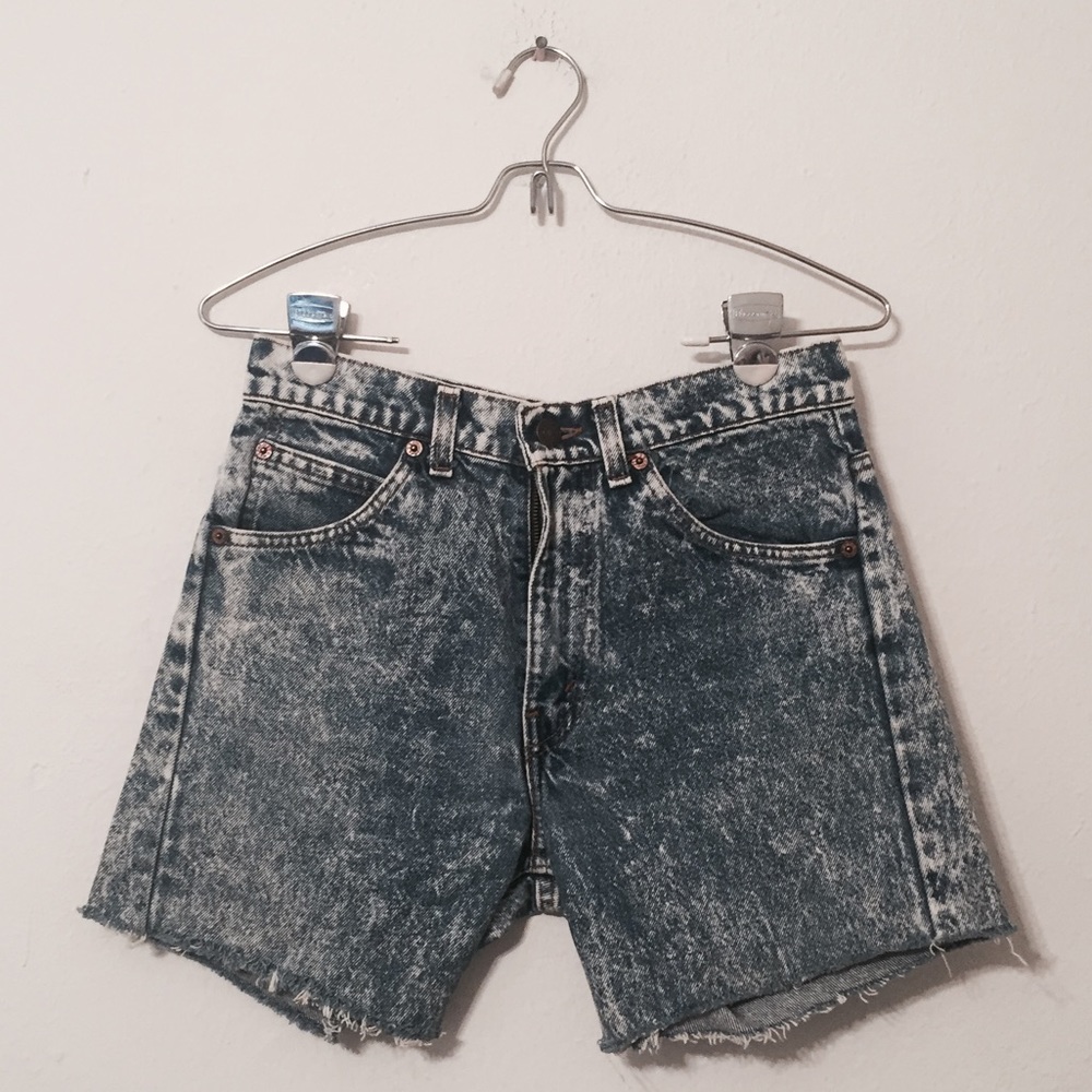 LEVIS Long Acid Wash Shorts