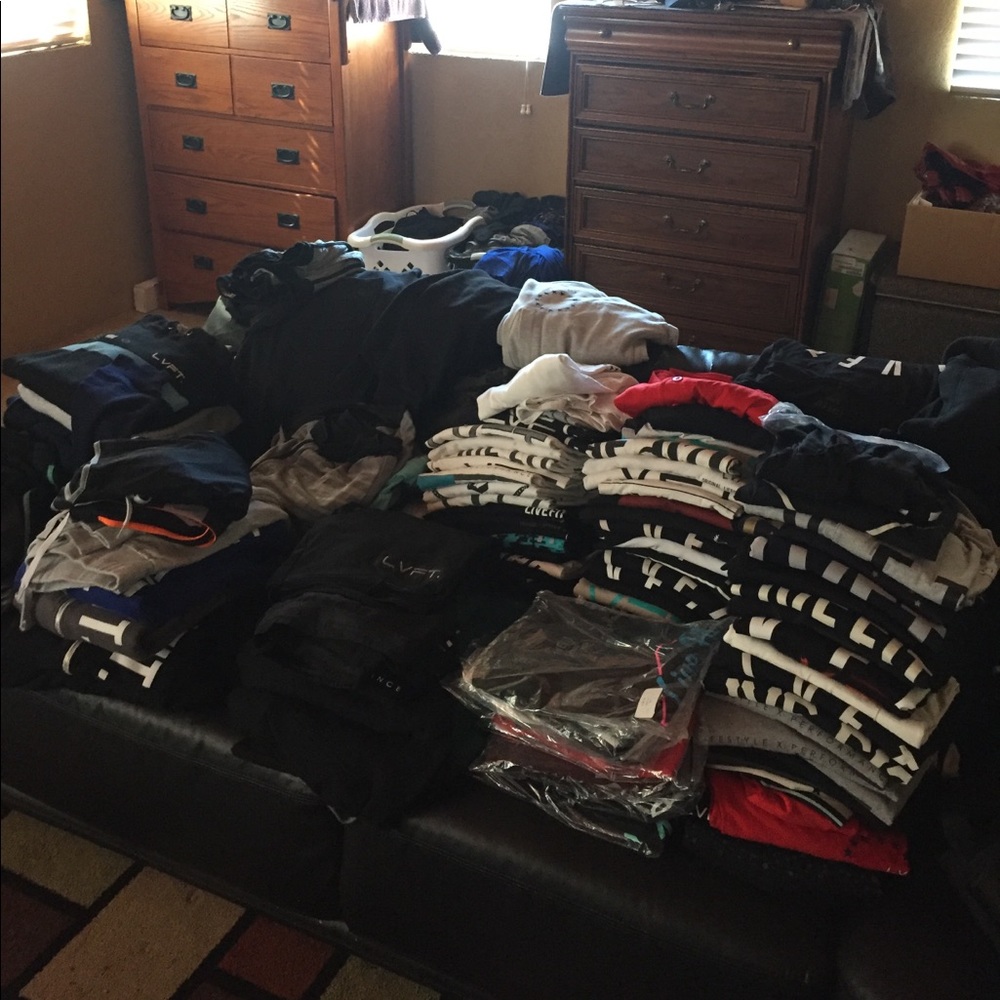LVFT "live fit apparel"
