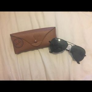Polarized Ray Ban Aviators 🖤🖤🖤