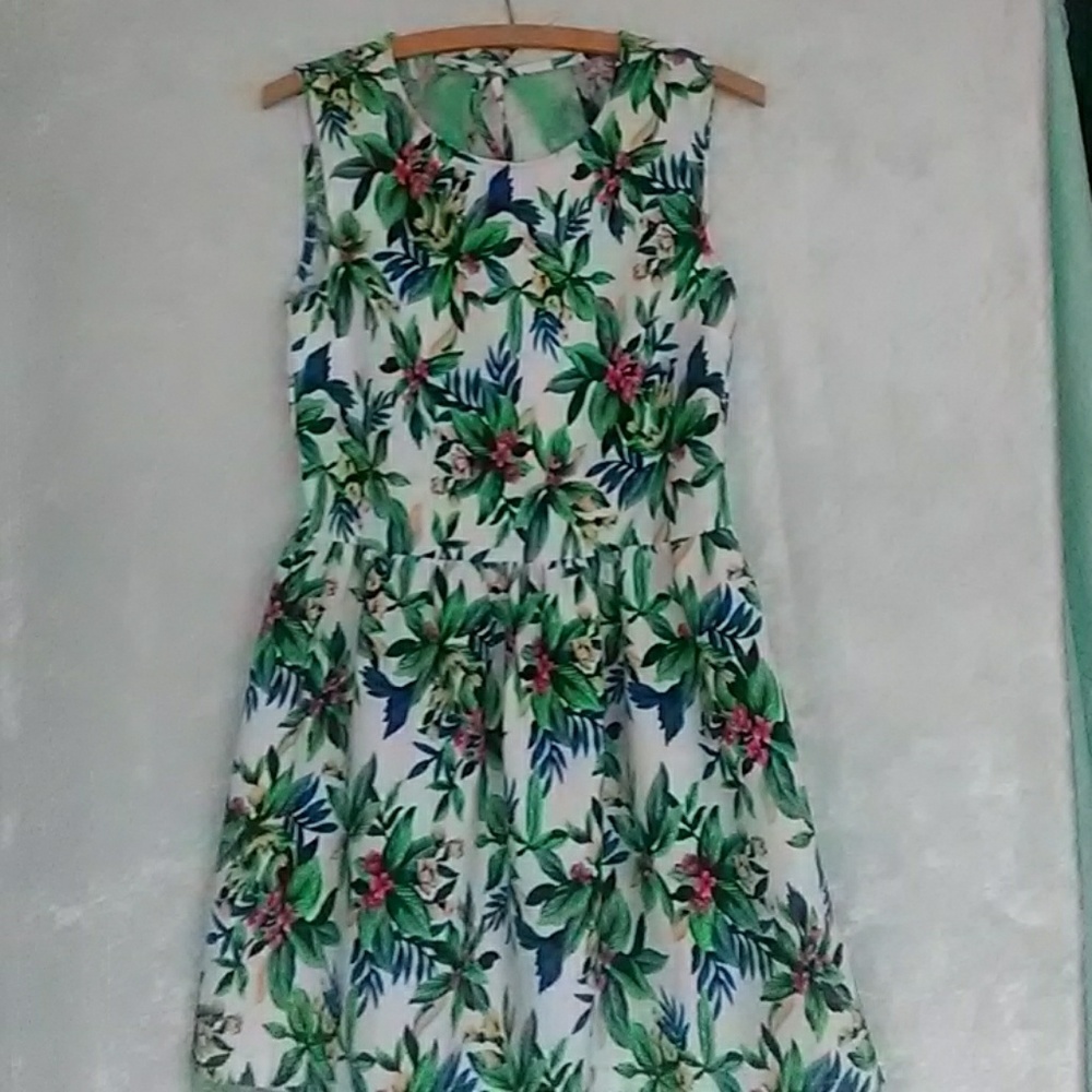 Floral print dress
