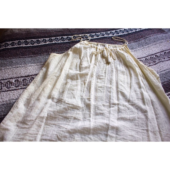 Tank - Picture 2 of 5