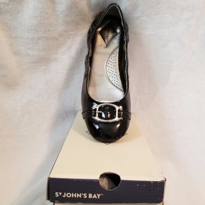Size 8 St. John's Bay Black patent leather flat