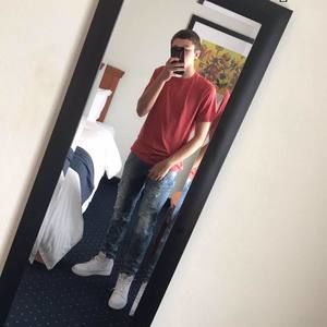 Meet your Posher, Brady