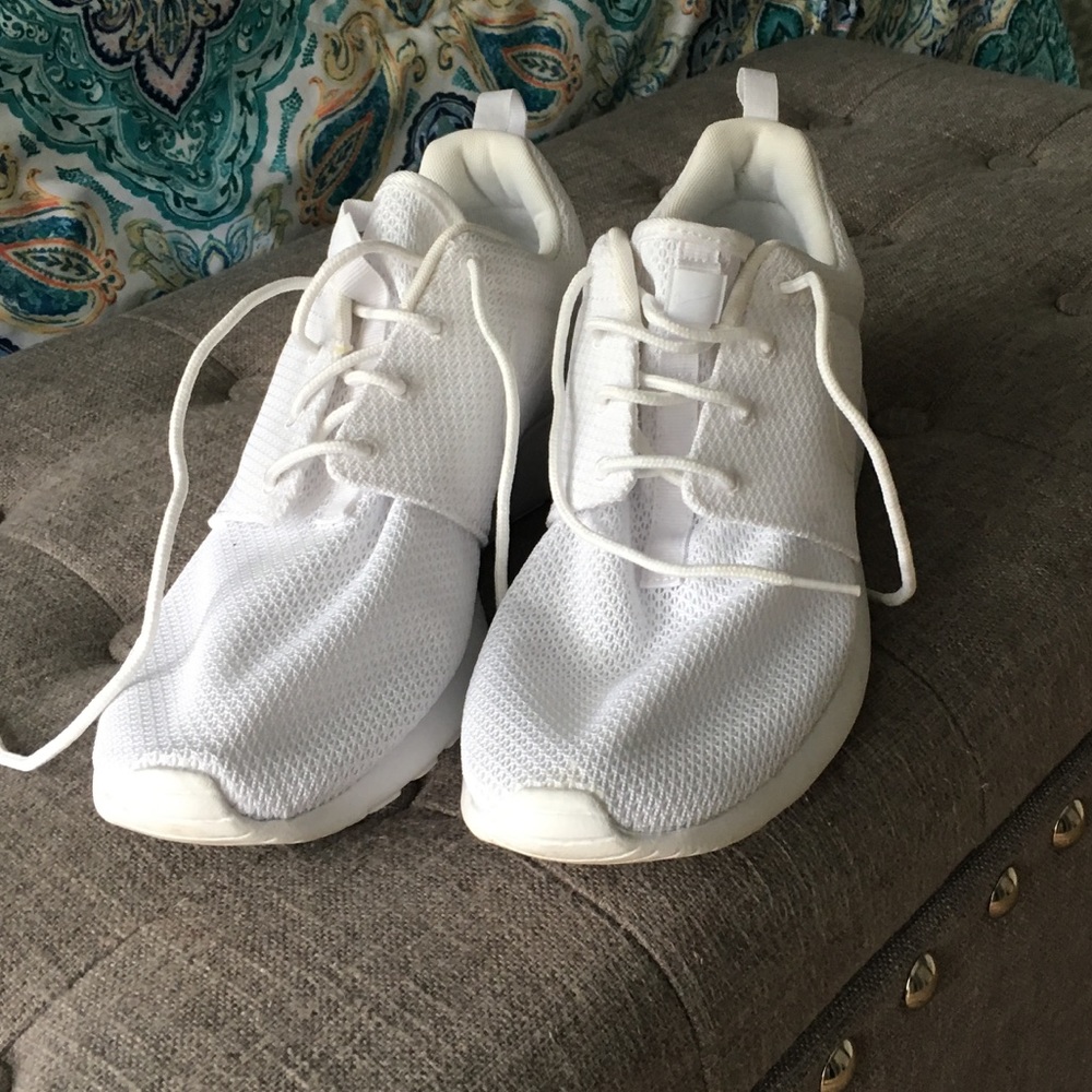 Nike Rosie