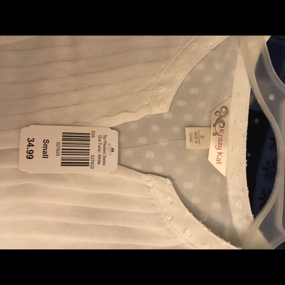 White tunic - Picture 2 of 5
