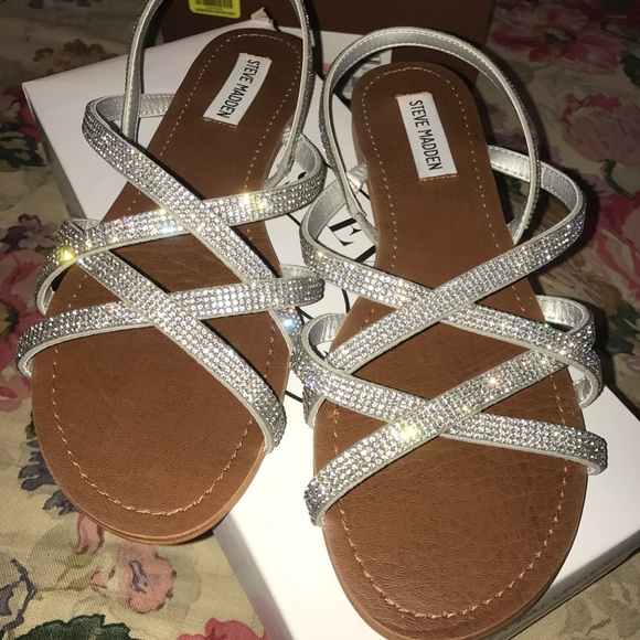 steve madden silver sandals flat