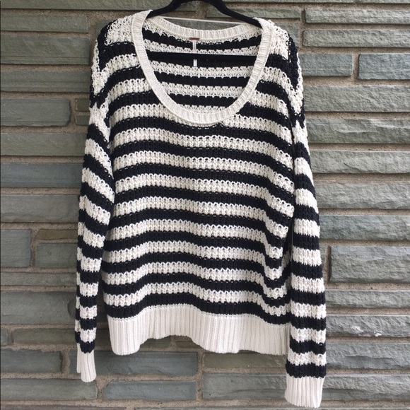 Free People At The Beach Pullover - Picture 2 of 7