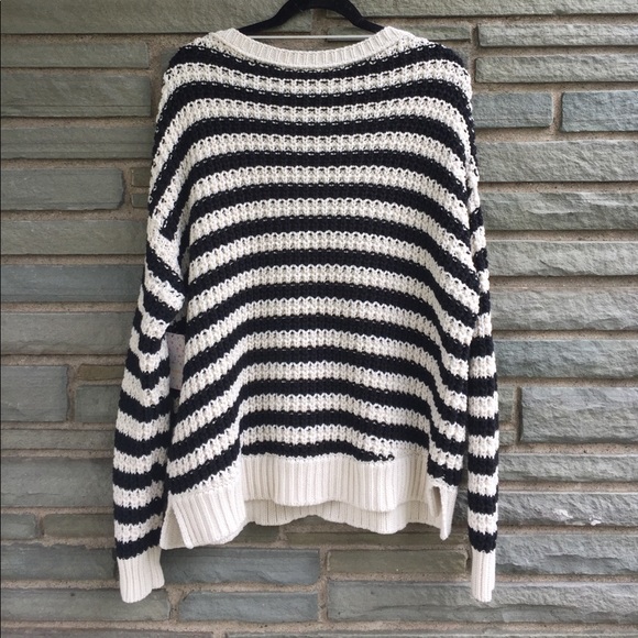 Free People At The Beach Pullover - Picture 6 of 7