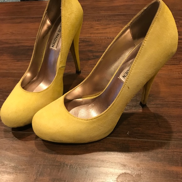 Swede heels yellow Steve Madden - Picture 3 of 3