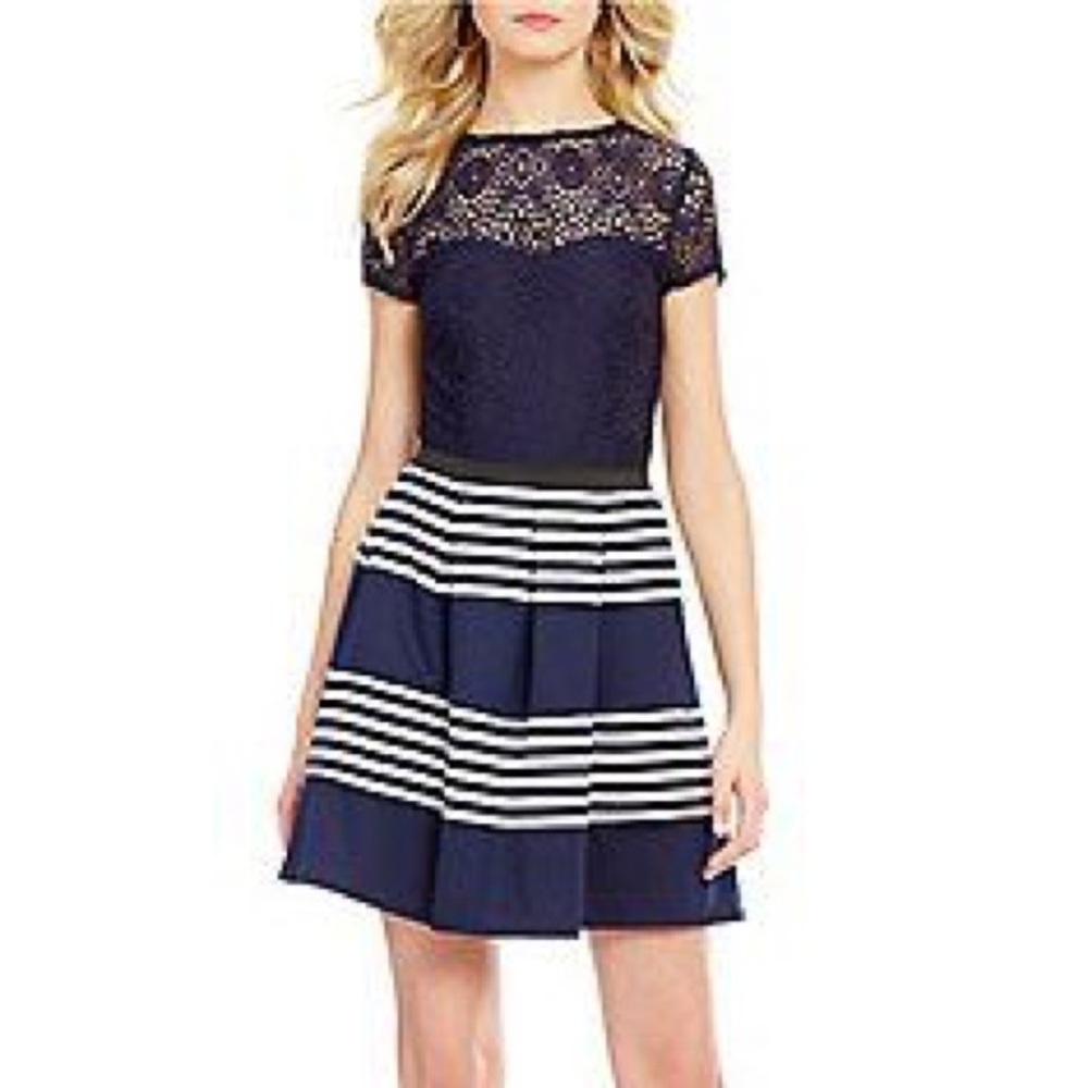 Xtraordinary, short-sleeve fit-and-flare dress