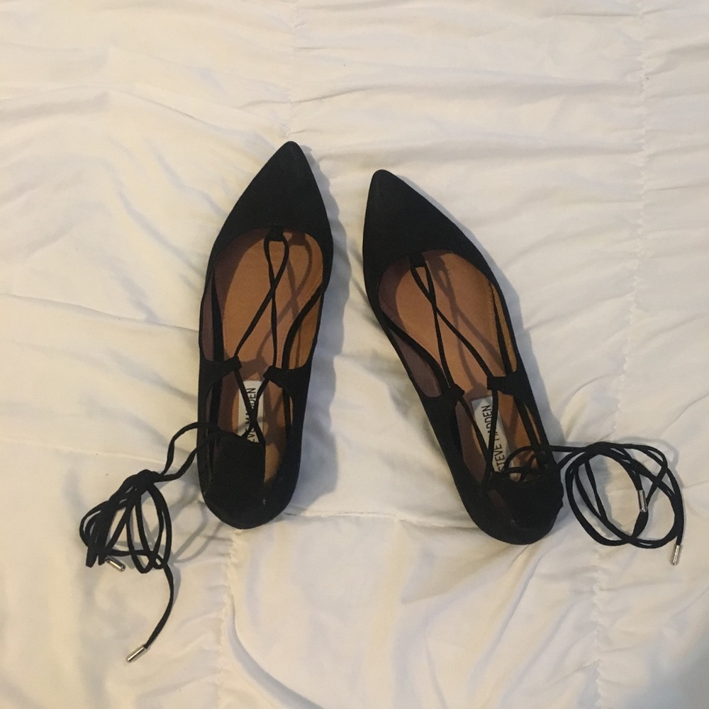 Steve Madden Lecrew Flats