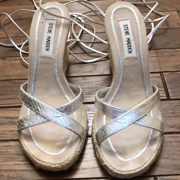 Steve Madden • Tie Up Wedges - Picture 1 of 4